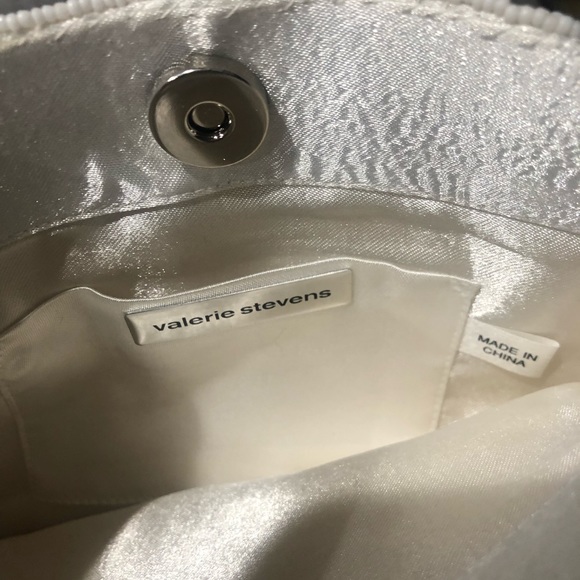 Valerie Stevens hand beaded American flag purse NWOT Memorial Day, 4th of July - Picture 4 of 5